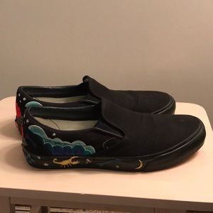Vans slip on